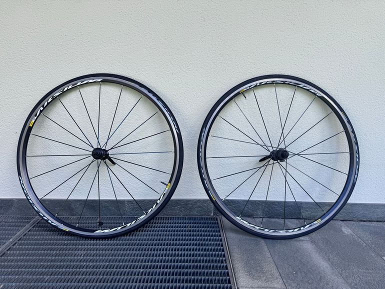 Używany Wilier Custom Shimano Dura Ace 2015 Road & Gravel — zdjęcie 5 z 6