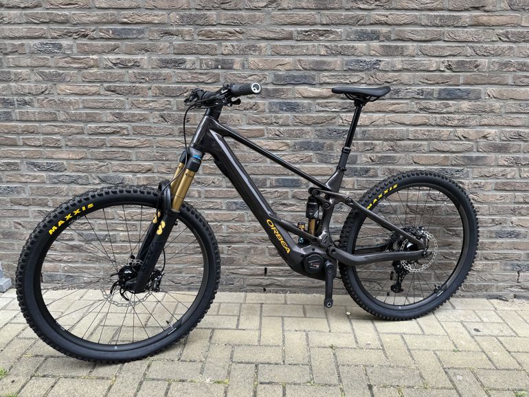 Gebrauchtes Orbea WILD M-TEAM 2024 2024 Mountainbike, Schwarz, 29 — Bild 2 von 4