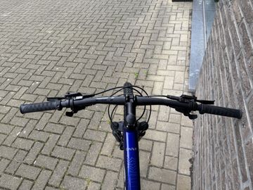 Used Orbea ONNA 50 2024 2024 Mountainbike, Blue, 27.5, 29 — image 4 of 4