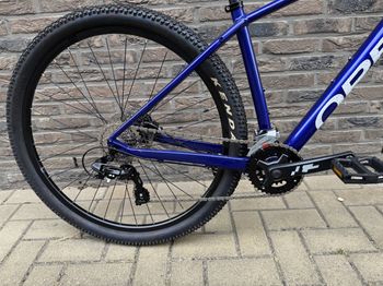 Used Orbea ONNA 50 2024 2024 Mountainbike, Blue, 27.5, 29 — image 3 of 4