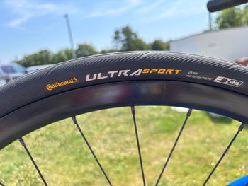 Giant Contend SL 2 Disc 2020 2020 Road & Gravel d'occasion — image 6 sur 7
