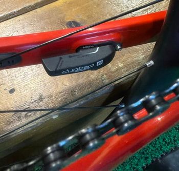 Used Trek Domane SL 6 2020 2020 Road & Gravel, Red — image 9 of 10