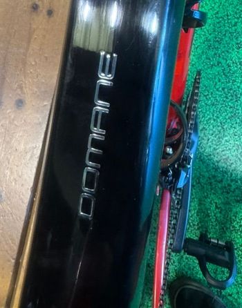 Used Trek Domane SL 6 2020 2020 Road & Gravel, Red — image 5 of 10