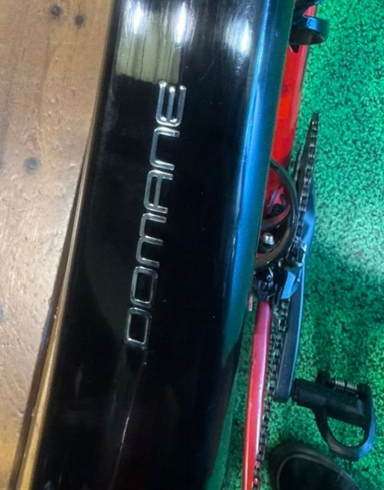Used Trek Domane SL 6 2020 2020 Road & Gravel, Red — image 5 of 10