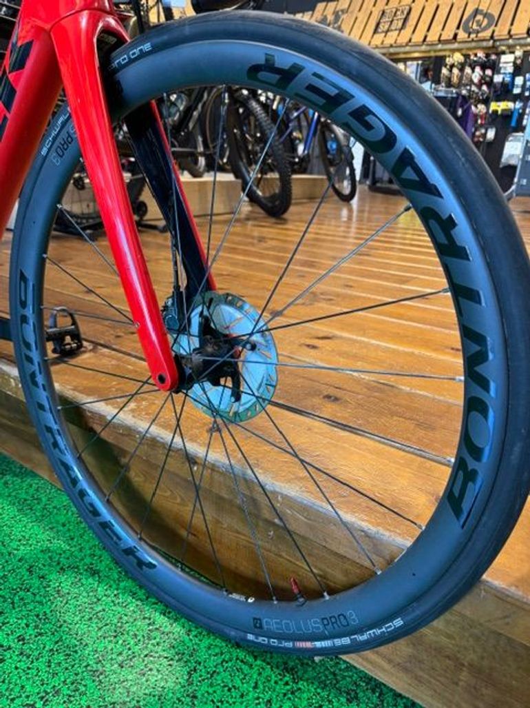 Used Trek Domane SL 6 2020 2020 Road & Gravel, Red — image 7 of 10