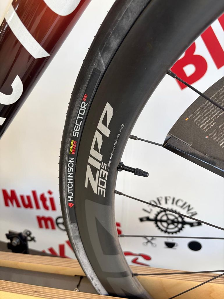 Używany Factor O2 VAM - SRAM Force w/ Power Meter 2024 2024 Road & Gravel — zdjęcie 6 z 6