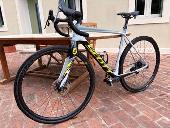 Używany Scott Addict RC Shimano Ultegra 2018 Road & Gravel — zdjęcie 4 z 6