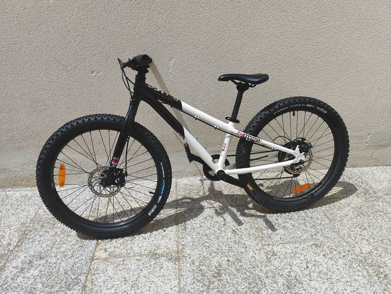 Used Commencal RAMONES 24 2021 2021 Youth, Black — image 2 of 7