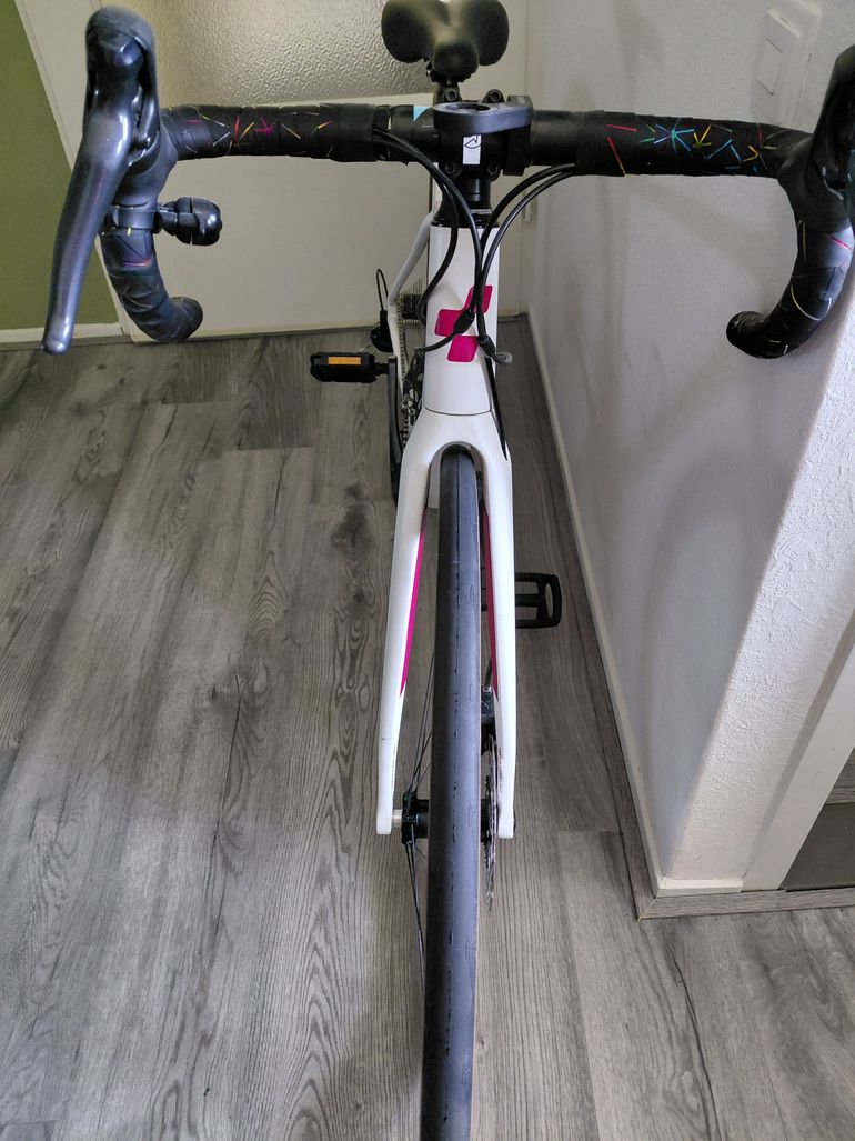 Used CUBE AXIAL WS Pro Disc 2019 2019 Road & Gravel, White — image 5 of 10
