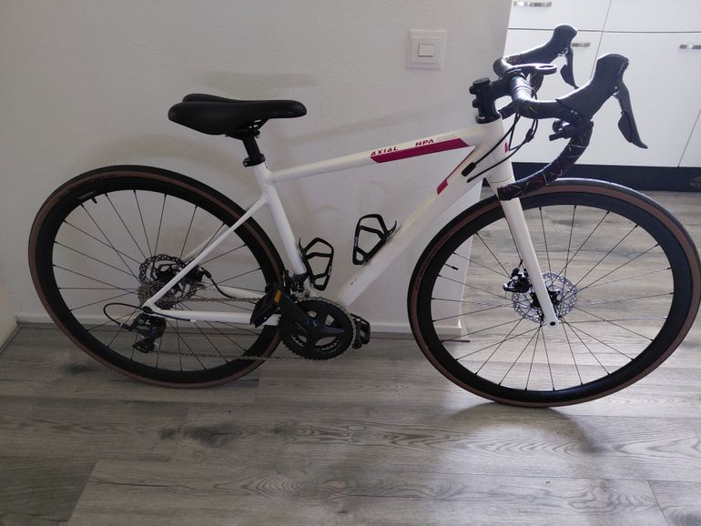Used CUBE AXIAL WS Pro Disc 2019 2019 Road & Gravel, White — image 2 of 10