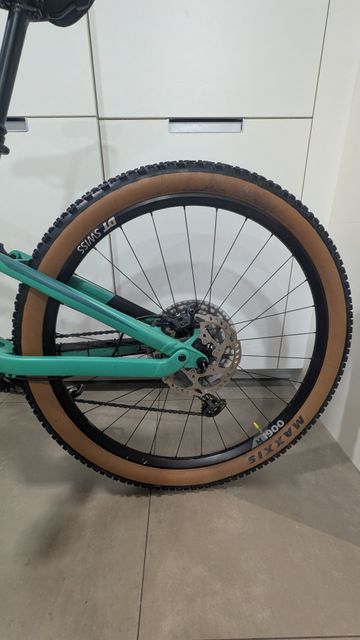 Used Canyon Neuron 7 2022 2022 Mountainbike, Green, 27.5, 29 — image 13 of 27