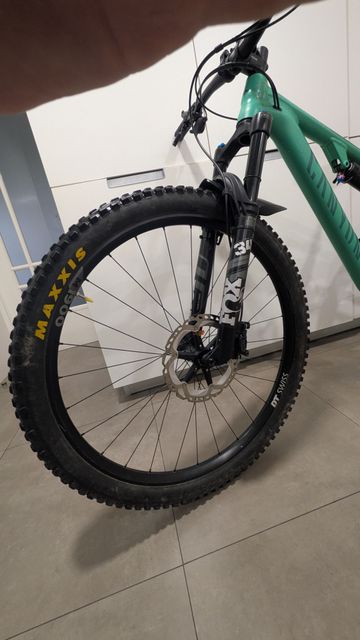 Used Canyon Neuron 7 2022 2022 Mountainbike, Green, 27.5, 29 — image 9 of 27
