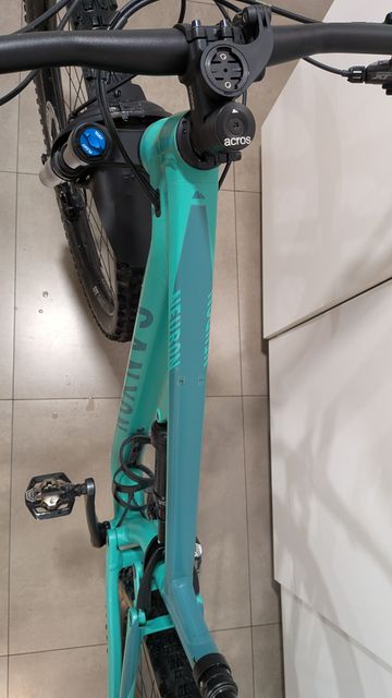 Used Canyon Neuron 7 2022 2022 Mountainbike, Green, 27.5, 29 — image 15 of 27