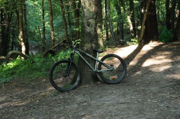 Used Dartmoor Two6player Single Speed / Fixed Gear 2021 Mountainbike, Light Gray — image 5 of 8