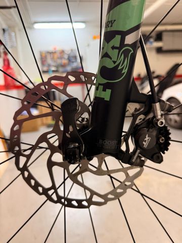 Orbea OIZ M10 2018 2018 Mountainbike d'occasion — image 7 sur 9