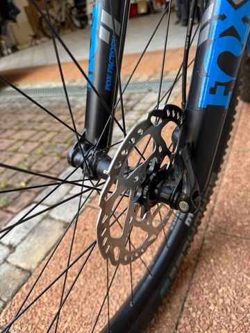 Used Canyon Neuron CF 8.0 2019 2019 Mountainbike, Blue — image 7 of 10