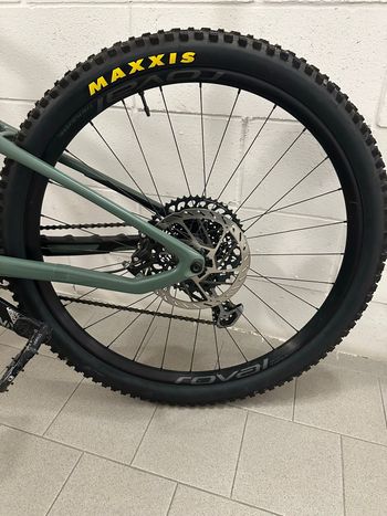 Specialized Stumpjumper Expert 2021 2021 Mountainbike de segunda mano, Verde — imagen 3 de 6