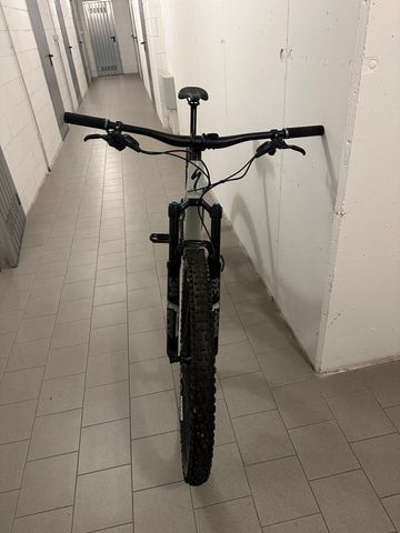 Gebrauchtes Specialized Stumpjumper Expert 2021 2021 Mountainbike, Grün, 29 — Bild 4 von 6