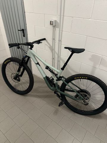 Gebrauchtes Specialized Stumpjumper Expert 2021 2021 Mountainbike, Grün, 29 — Bild 2 von 6