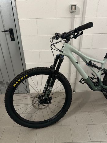Specialized Stumpjumper Expert 2021 2021 Mountainbike de segunda mano, Verde — imagen 5 de 6