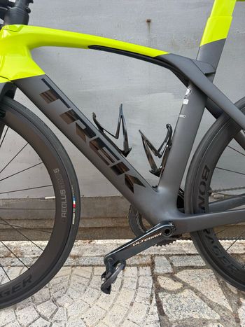 Trek Madone SL 6 Disc 2020 2020 Road & Gravel de segunda mano, Negro — imagen 6 de 14