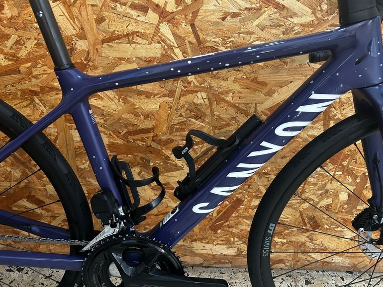 Canyon Ultimate CF SL 7 Di2 2023 2023 Road & Gravel d'occasion — image 6 sur 12