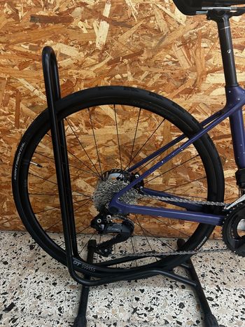 Canyon Ultimate CF SL 7 Di2 2023 2023 Road & Gravel d'occasion — image 4 sur 12