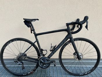 Used Specialized Tarmac SL6 Disc Comp 2022 2022 Road & Gravel, Black — image 5 of 5