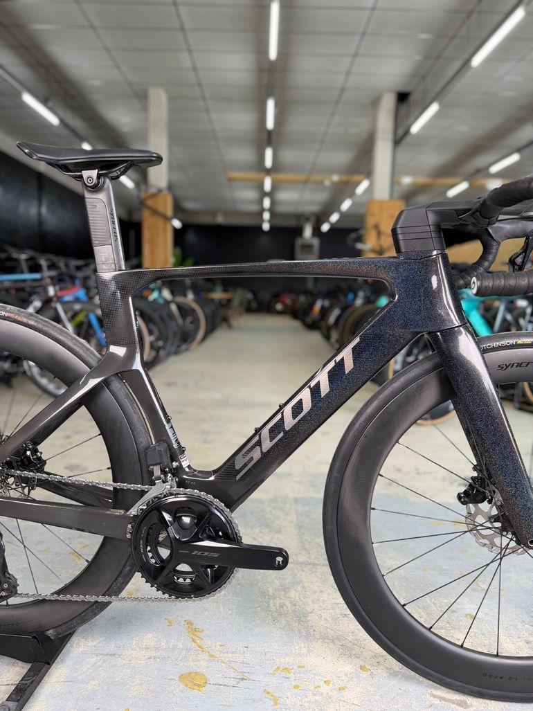 Used Scott Foil RC 20 2024 2024 Road & Gravel, Black — image 13 of 23