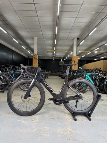 Used Scott Foil RC 20 2024 2024 Road & Gravel, Black — image 17 of 23