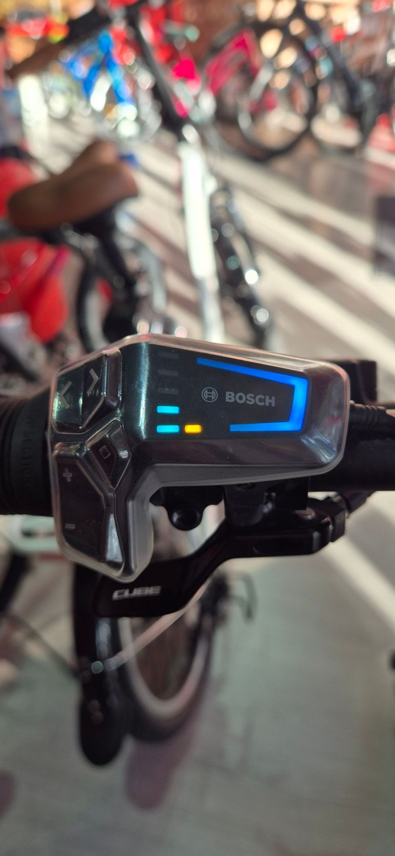 Tweedehands CUBE STEREO HYBRID 140 HPC, ABS 750 2024 2024 Mountainbike — afbeelding 17 van 18
