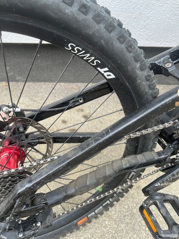 Gebrauchtes Commencal SUPREME DH V5 2023 Mountainbike, Schwarz — Bild 7 von 8