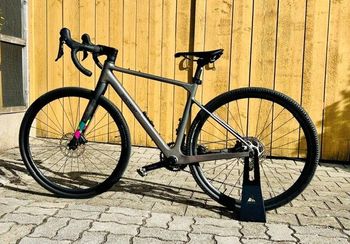 Gebrauchtes Bergamont Grandurance Expert 2024 2024 Road & Gravel, Hellgrau — Bild 2 von 5