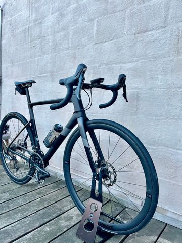 Used Cannondale SuperSix EVO Shimano Ultegra 2023 Road & Gravel, Black — image 2 of 8