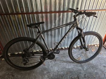 Kross Hexagon 7.0 AL 2022 2022 Mountainbike de segunda mano, Gris claro — imagen 3 de 6