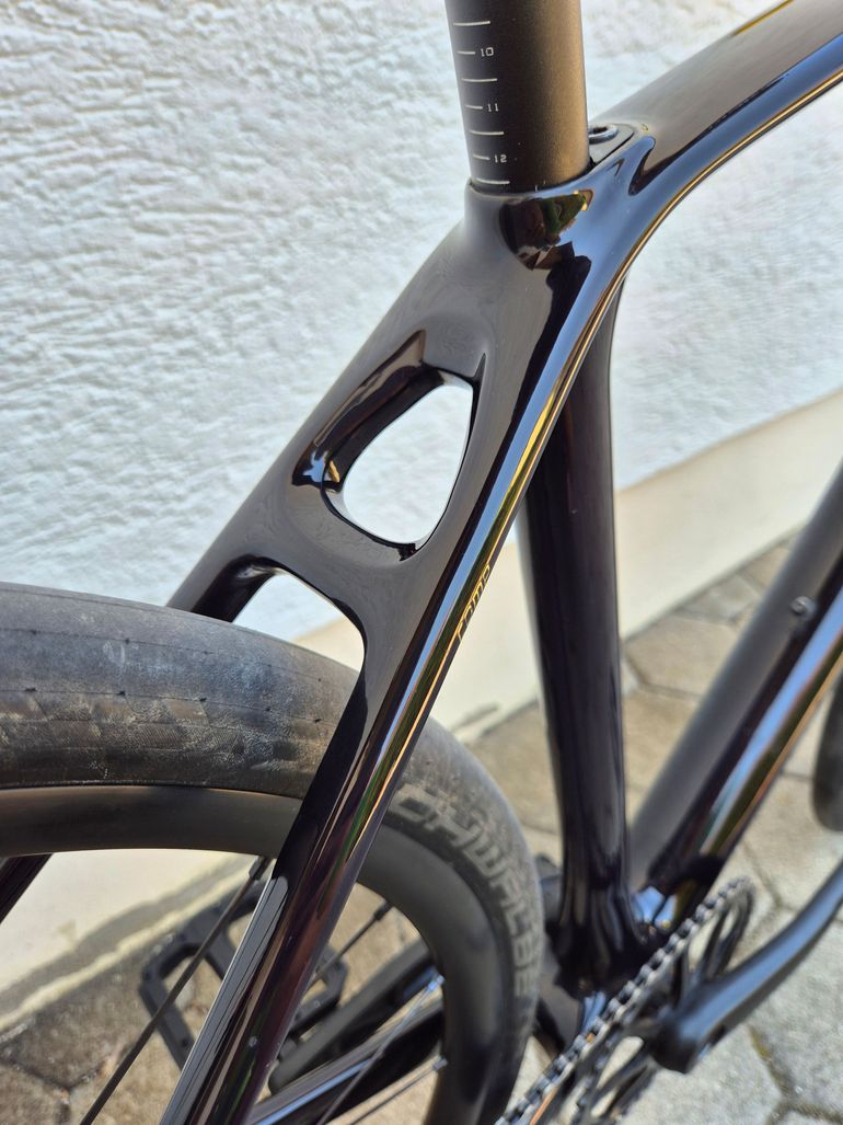 Used Specialized Sirrus X SRAM NX 2020 Road & Gravel, Purple — image 16 of 25