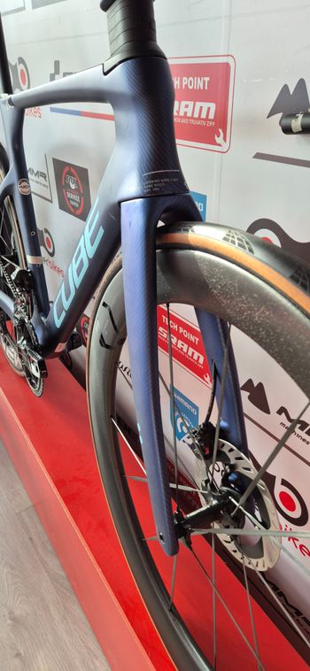 Used CUBE LITENING AERO C:68X, SLT 2026 2026 Road & Gravel, Blue — image 6 of 17