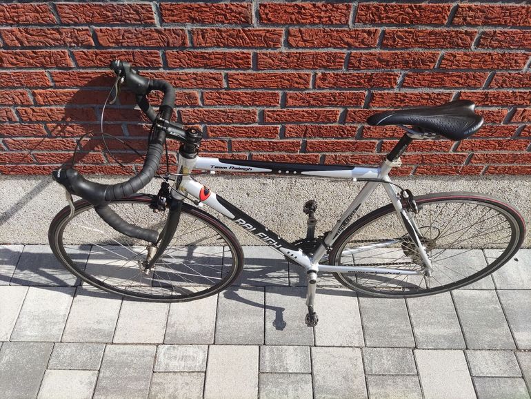 Used Raleigh Team Alu 2012 Road & Gravel, Light Gray — image 10 of 15