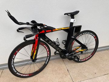 Used Trek Speed Concept 9.5 2016 2016 Road & Gravel, Red — image 1 of 6