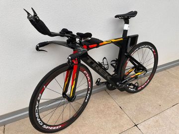 Used Trek Speed Concept 9.5 2016 2016 Road & Gravel, Red — image 3 of 6