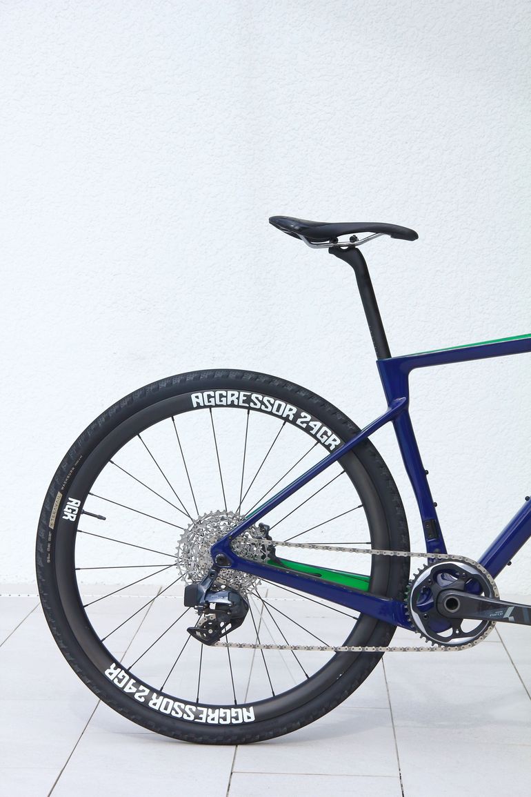 Used kachina Saluda AXS 2022 2022 Road & Gravel, Blue — image 3 of 43