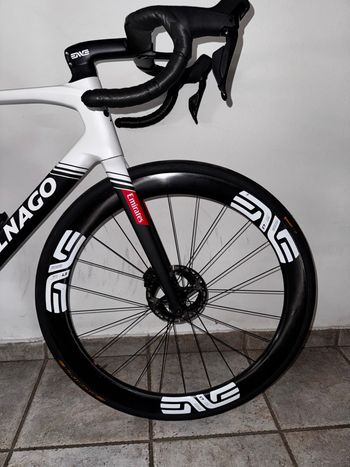 Używany Colnago V5Rs Shimano Dura Ace Di2 2025 2025 Road & Gravel — zdjęcie 18 z 20