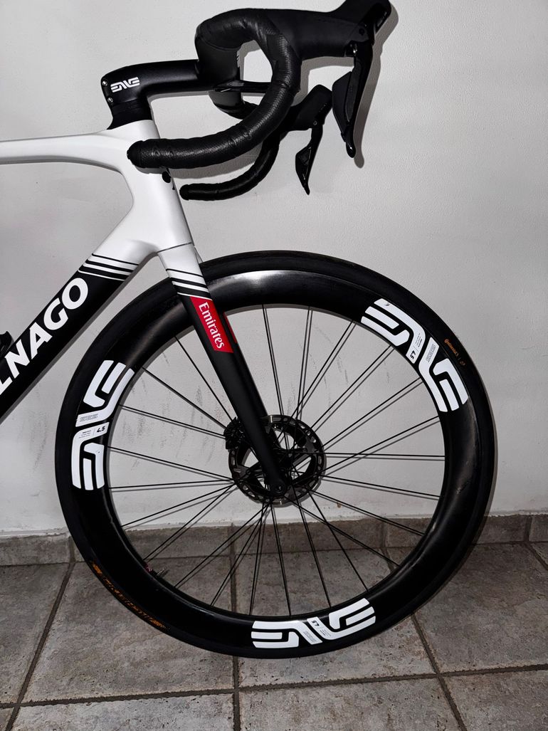 Używany Colnago V5Rs Shimano Dura Ace Di2 2025 2025 Road & Gravel — zdjęcie 18 z 20