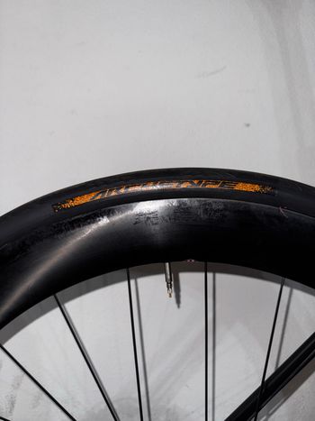 Używany Colnago V5Rs Shimano Dura Ace Di2 2025 2025 Road & Gravel — zdjęcie 14 z 20
