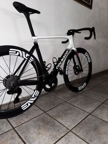 Używany Colnago V5Rs Shimano Dura Ace Di2 2025 2025 Road & Gravel — zdjęcie 7 z 20