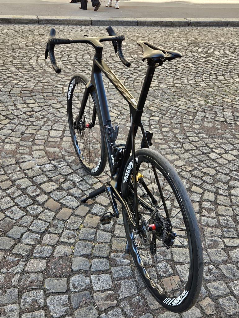 Brugt Canyon Ultimate CF SLX 9 Di2 2023 2023 Road & Gravel — billede 3 af 7