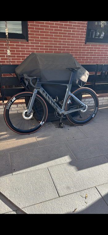 Used Canyon Aeroad CF SLX 7 Di2 Dt Swiss Arc 1400 2024 Road & Gravel, Light Gray — image 5 of 6