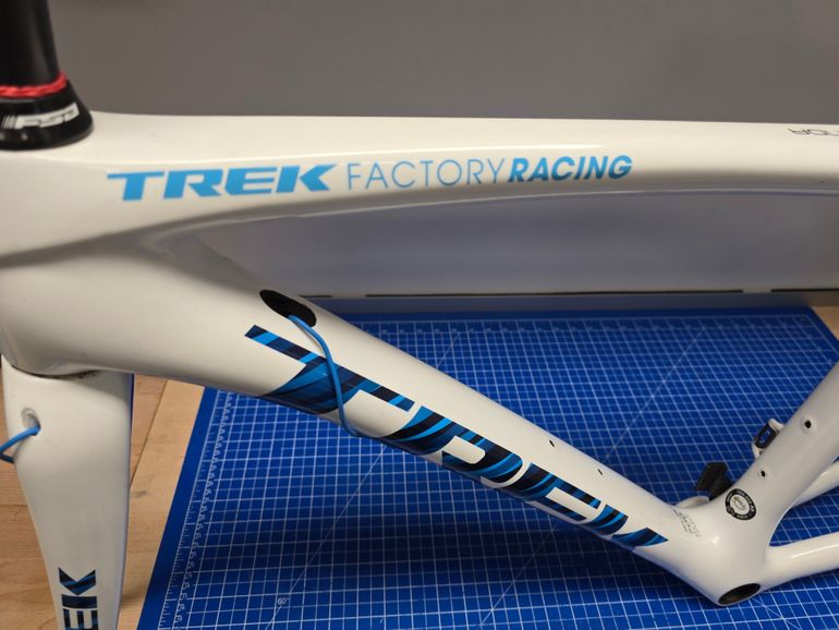 Używany Trek Émonda SLR 9 Disc 2020 Frameset 2020 Road & Gravel — zdjęcie 6 z 13