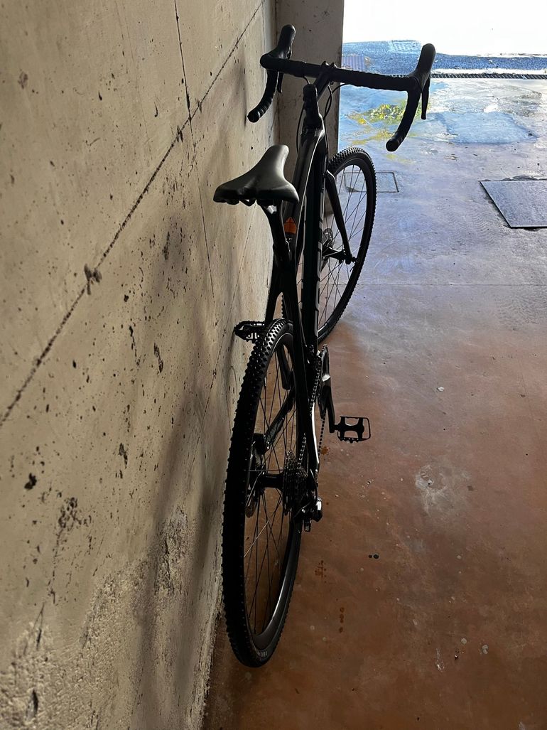 Używany Focus PARALANE 8.9 2020 2020 Road & Gravel — zdjęcie 9 z 10