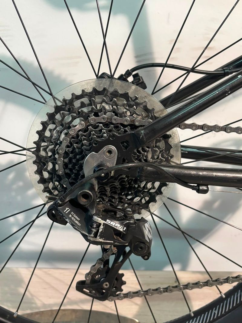 Used Trek Superfly 26 2019 2019 Youth, Light Gray — image 11 of 12